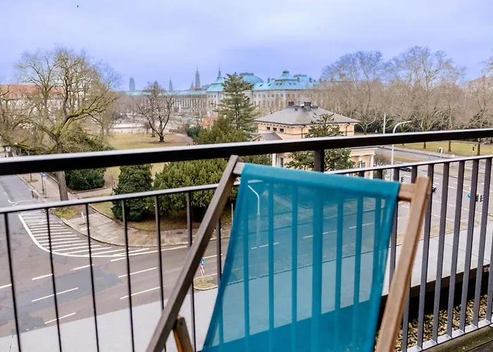 One - Palaisplatz 3*