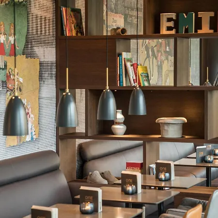 원 - 팔라이스플라츠 호텔