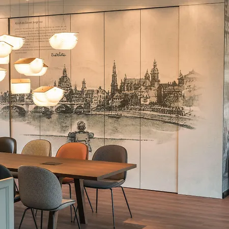 One Dresden-palaisplatz