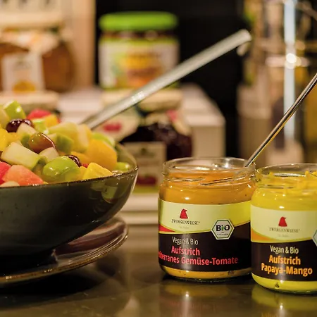 원 - 팔라이스플라츠 3*