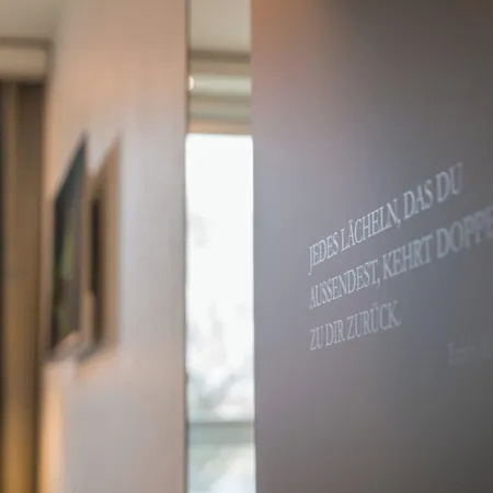 원 - 팔라이스플라츠 호텔 3*