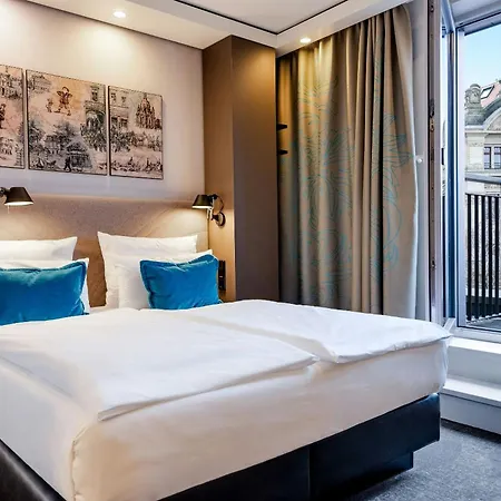 One - Palaisplatz Hotel 3*
