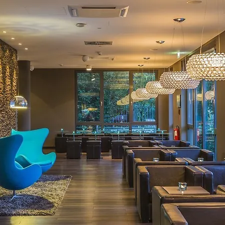 One - Palaisplatz 3*